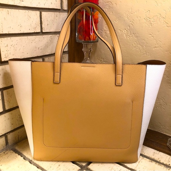 💥Moving to @the_bag_guy💥Michael Kors - Gemma Large Colorblock Tote - Picture 8 of 16